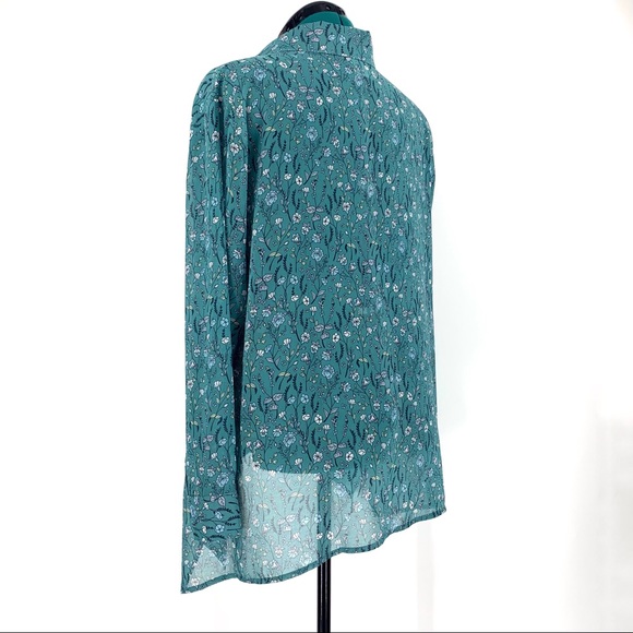 Cabi Chase Blouse, #3761, Small - Picture 6 of 16